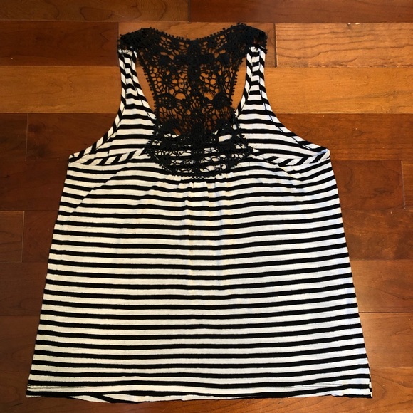 Black and White Striped Tank - Picture 2 of 6